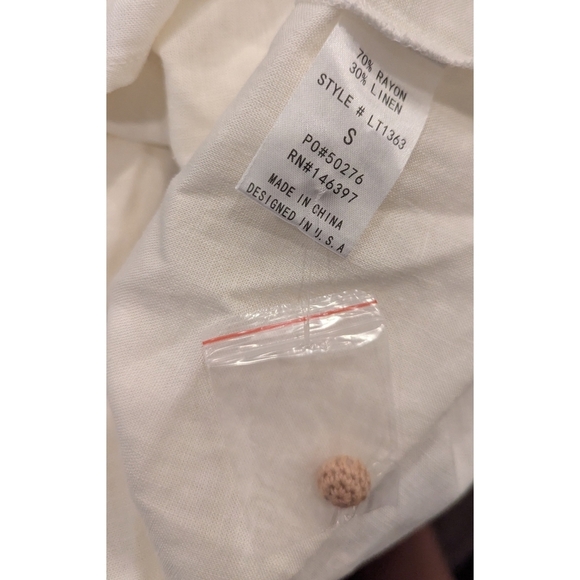 NWT! EB Luxe Cream Linen Blend Tie Neck Embroidered Detail Blouse Size Small - Picture 7 of 10